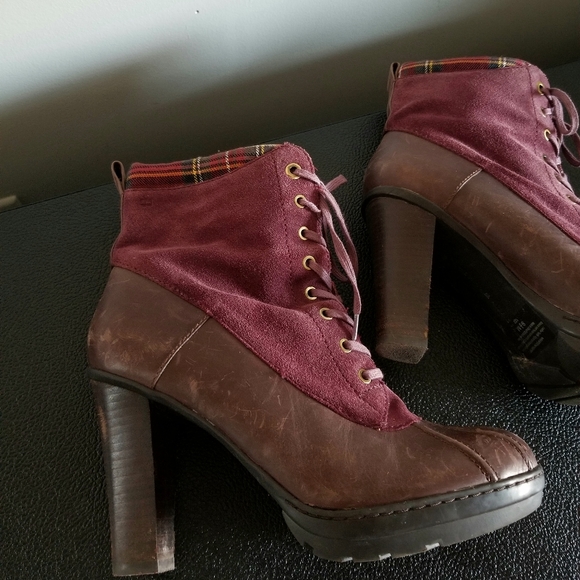 👢TOMMY HILFIGER LEATHER ANKLE BOOTS - Picture 9 of 11